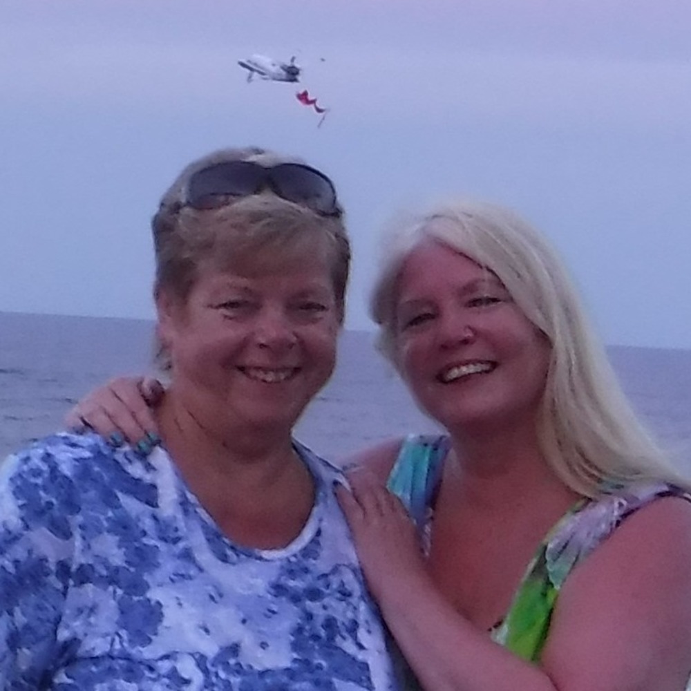 Meet your Posher, Sandy